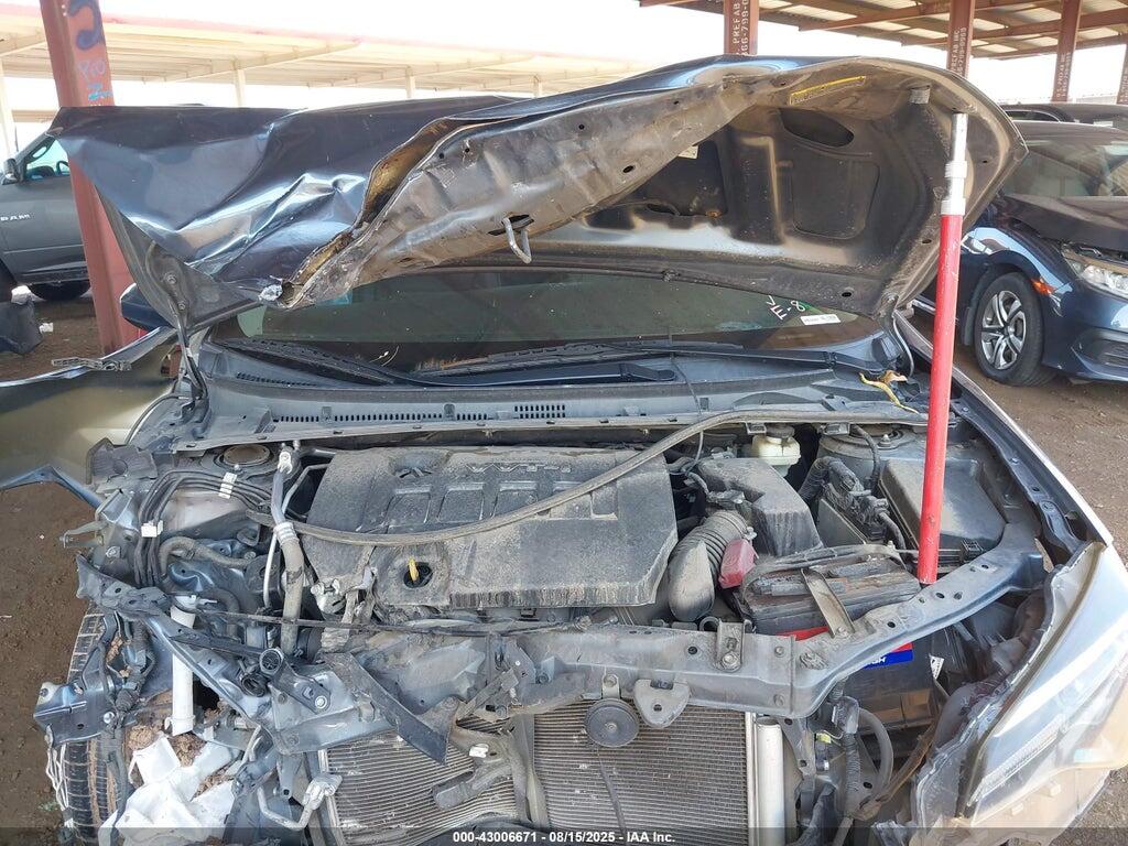 2T1BURHE9JC978795 2018 TOYOTA COROLLA photo no. 10