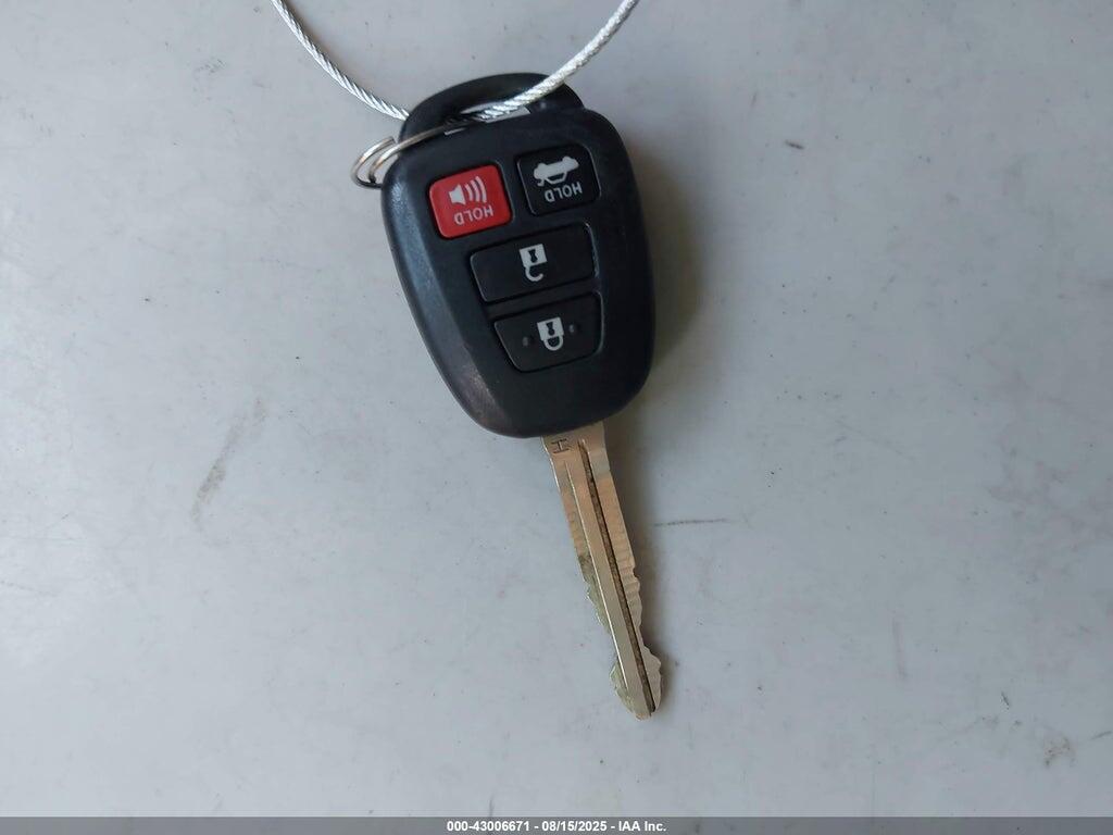 2T1BURHE9JC978795 2018 TOYOTA COROLLA photo no. 11