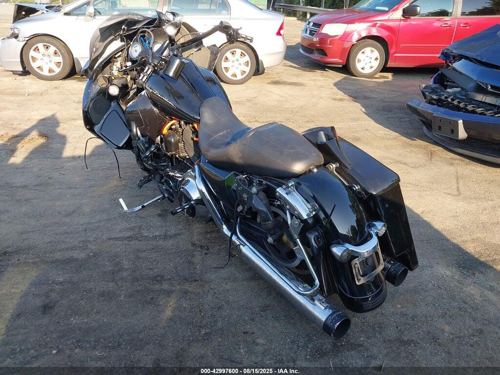1HD1KHM17CB625244 2012 HARLEY-DAVIDSON FLTRX photo no. 3