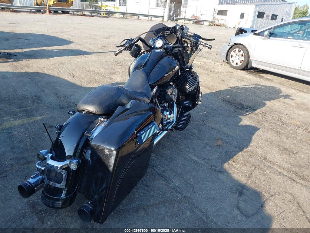 1HD1KHM17CB625244 2012 HARLEY-DAVIDSON FLTRX photo no. 4