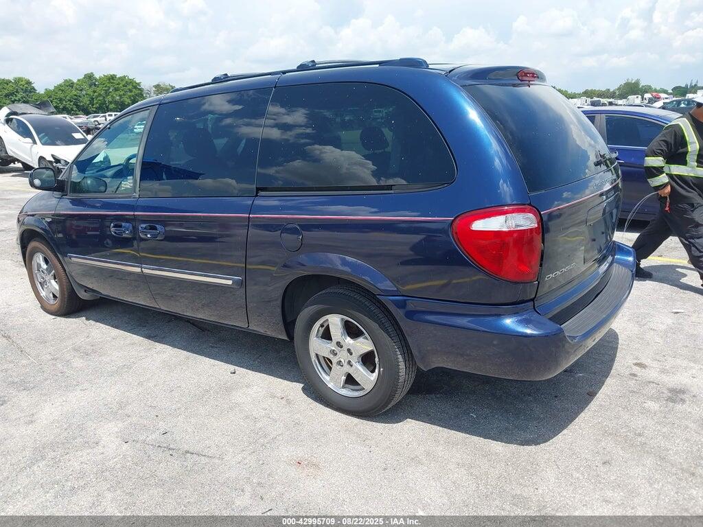 2D4GP44L74R577743 2004 DODGE GRAND CARAVAN photo no. 3