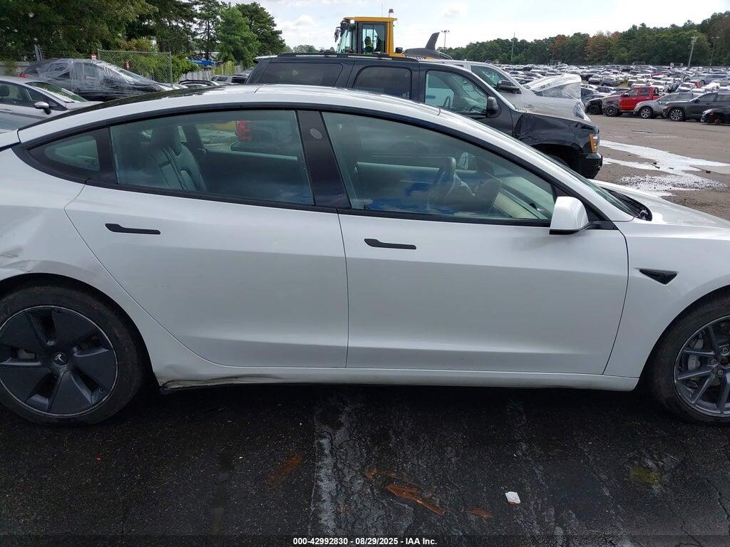 5YJ3E1EB8NF247631 2022 TESLA MODEL 3 photo no. 12
