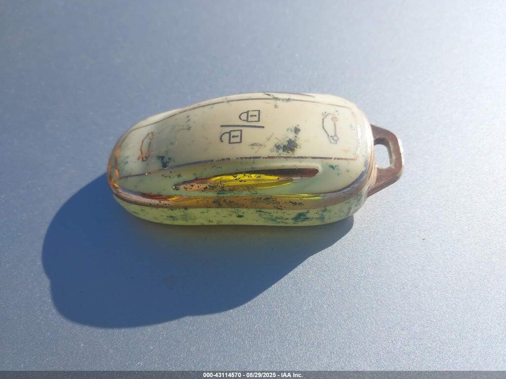5YJXCAE2XHF048804 2017 TESLA MODEL X photo no. 11