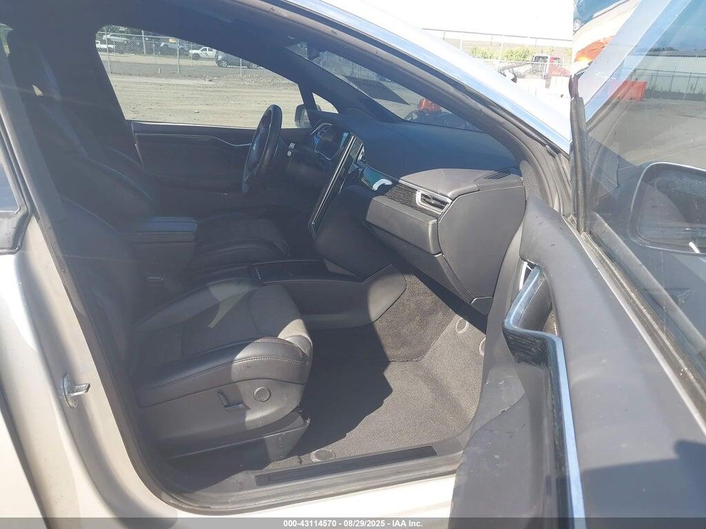 5YJXCAE2XHF048804 2017 TESLA MODEL X photo no. 5