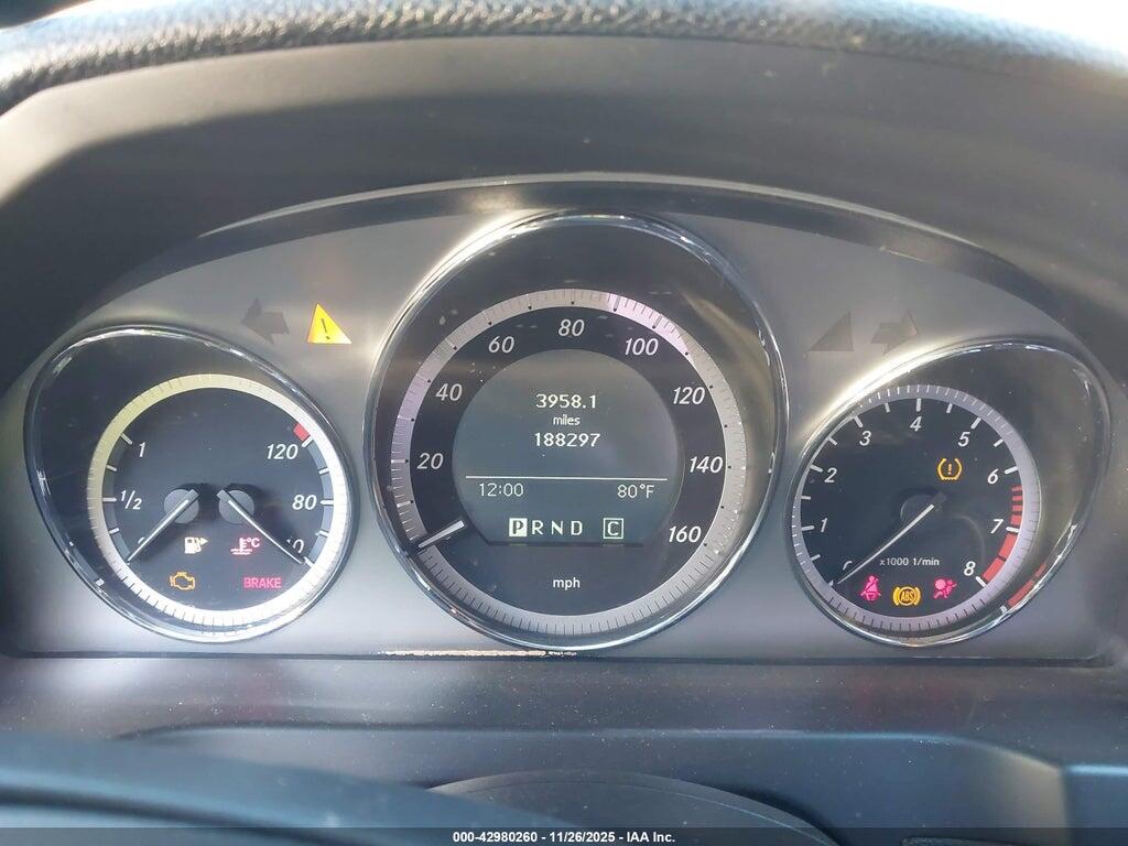 WDDGF5EB5AR109724 2010 MERCEDES-BENZ C 300 photo no. 7