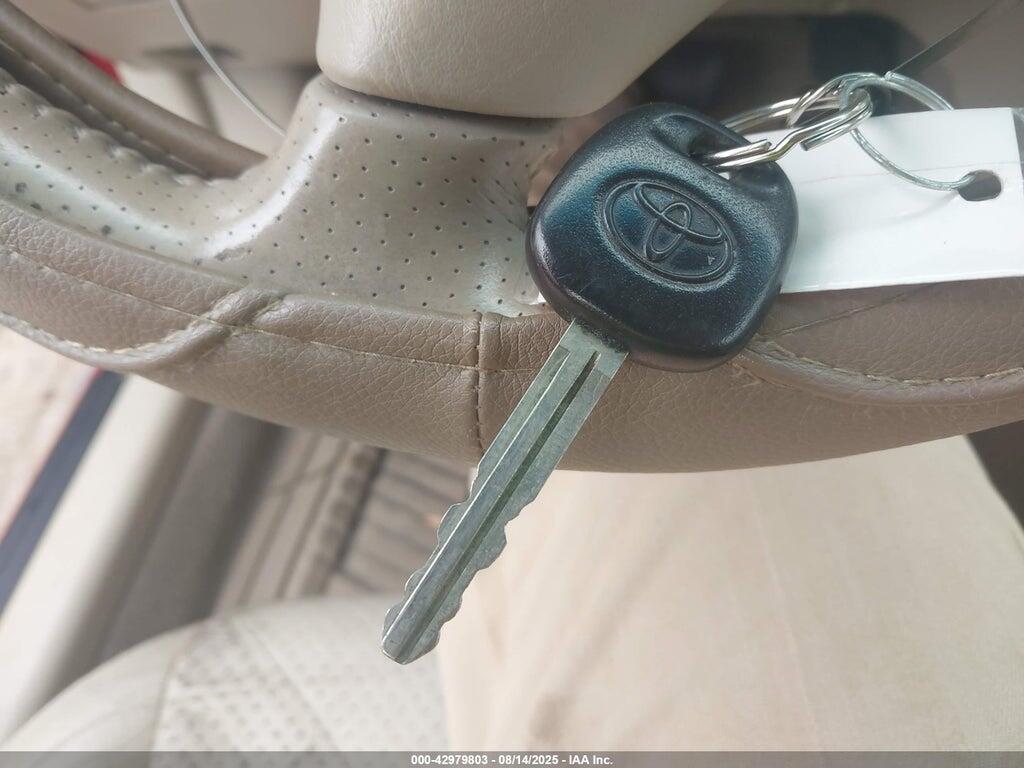 2T1FF28P62C593247 2002 TOYOTA CAMRY SOLARA photo no. 11