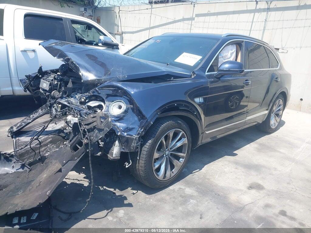 SJAAC2ZV7JC019765 2018 BENTLEY BENTAYGA photo no. 2