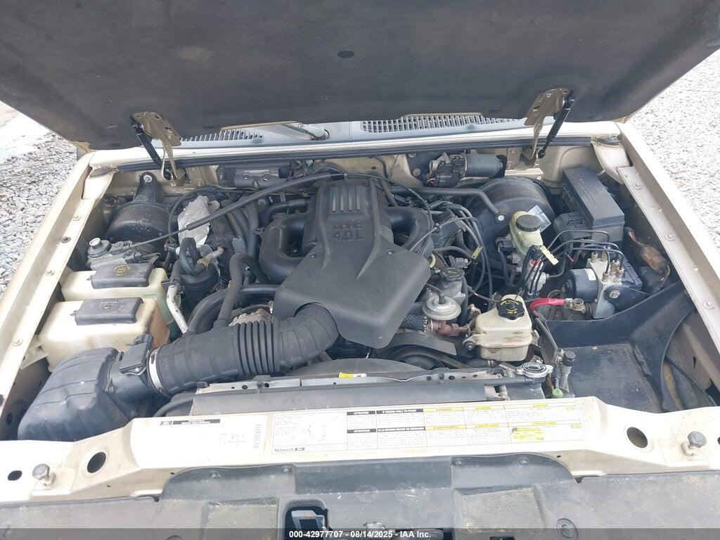 1FMDU63E2YZA39031 2000 FORD EXPLORER photo no. 10