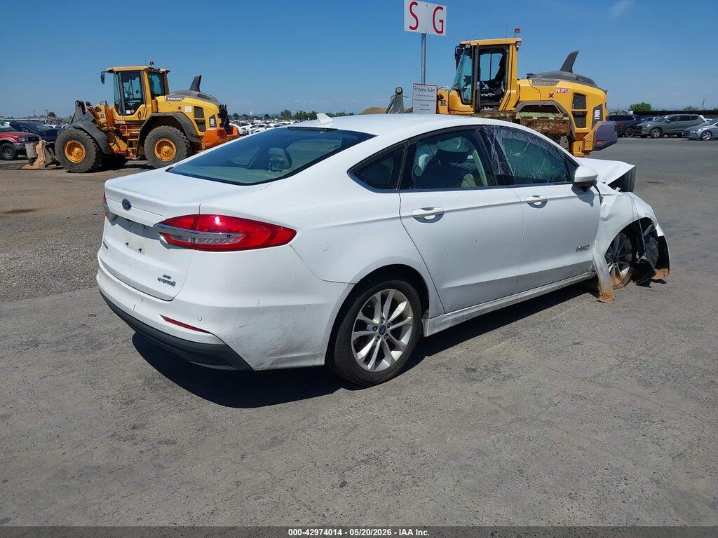 3FA6P0LU8KR262930 2019 FORD FUSION HYBRID photo no. 4