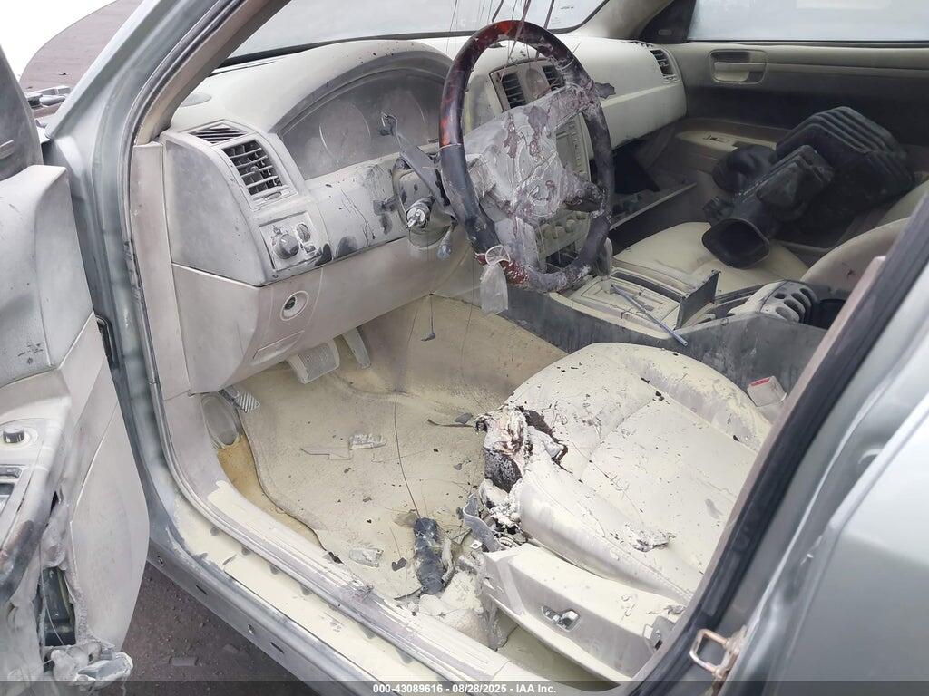 2C3KA63H86H110295 2006 CHRYSLER 300C photo no. 6