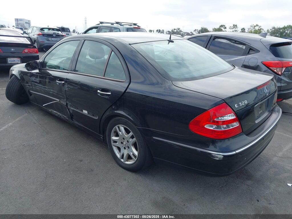 WDBUF65J44A514405 2004 MERCEDES-BENZ E 320 photo no. 3
