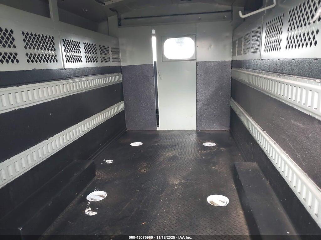 1FDBF6PM8FKA95760 2015 FORD TRANSIT-350 CUTAWAY photo no. 8