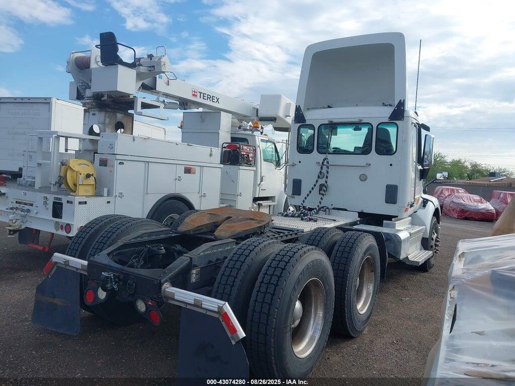 1XPBDP9X4KD235923 2019 PETERBILT 579 photo no. 4