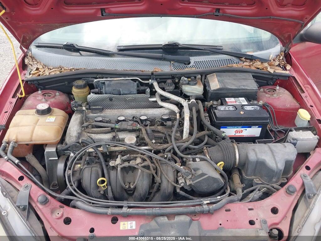 1FAFP38Z74W108697 2004 FORD FOCUS photo no. 10
