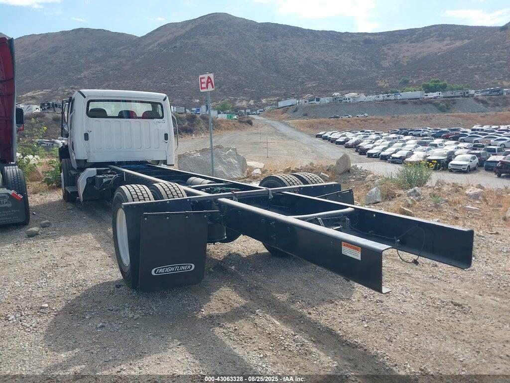 3ALACWFC5NDNH5967 2022 FREIGHTLINER M2 106 photo no. 3