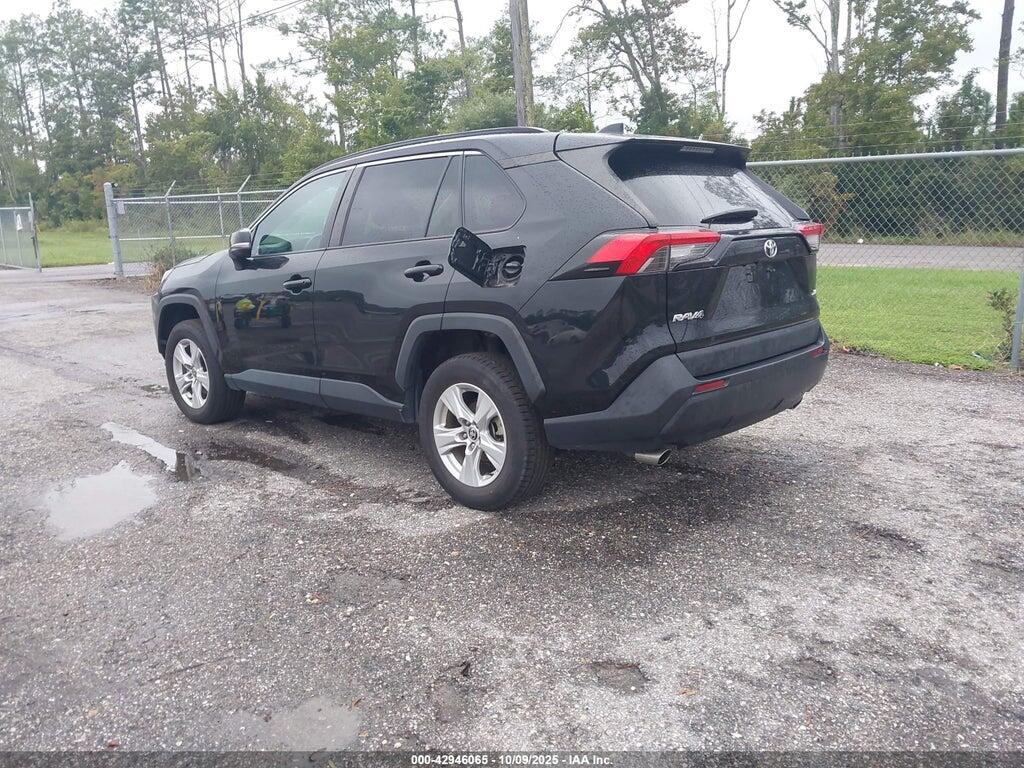 2T3W1RFV3MC132459 2021 TOYOTA RAV4 photo no. 3