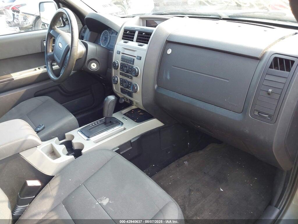 1FMCU0D71BKA03047 2011 FORD ESCAPE photo no. 5
