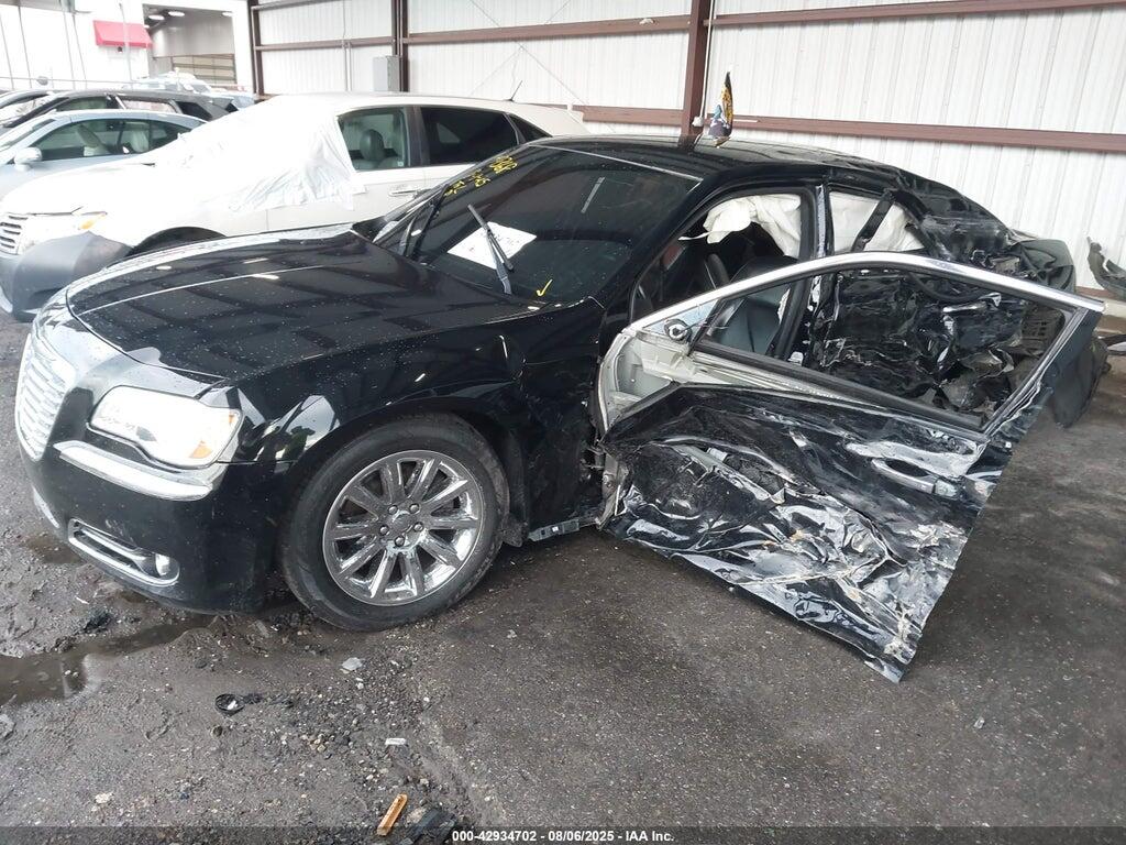 2C3CCAEG3EH372925 2014 CHRYSLER 300C photo no. 2
