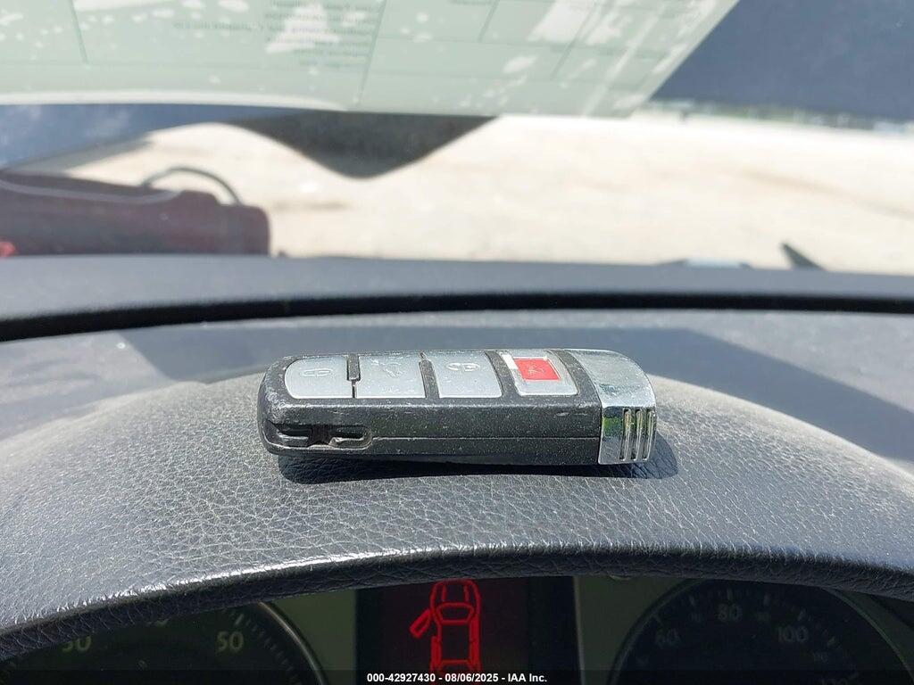 WVWAK73C88E008763 2008 VOLKSWAGEN PASSAT photo no. 11
