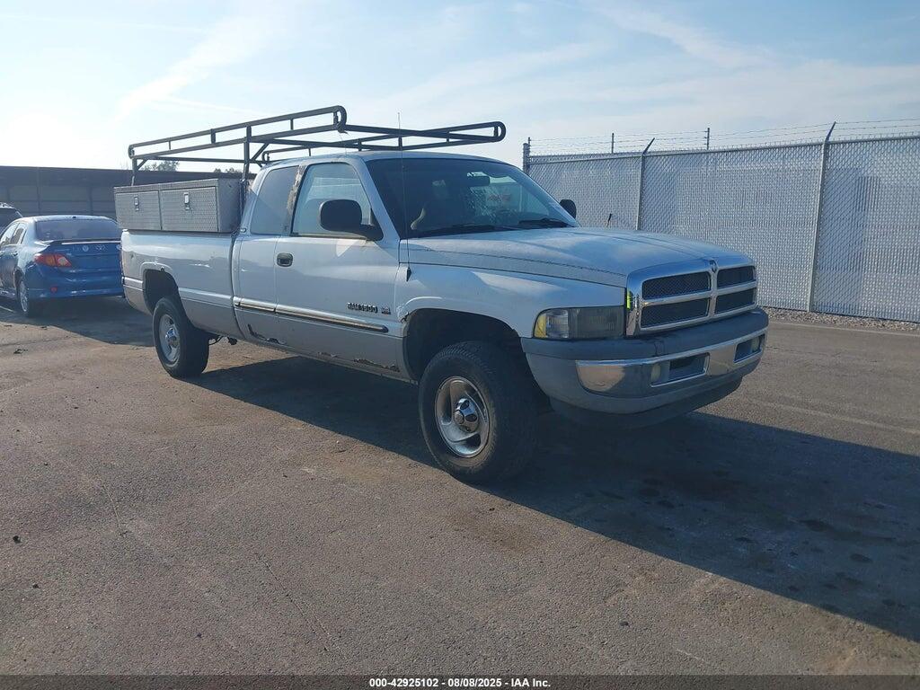 1B7HF13Y6YJ152136 2000 DODGE RAM 1500 photo no. 1
