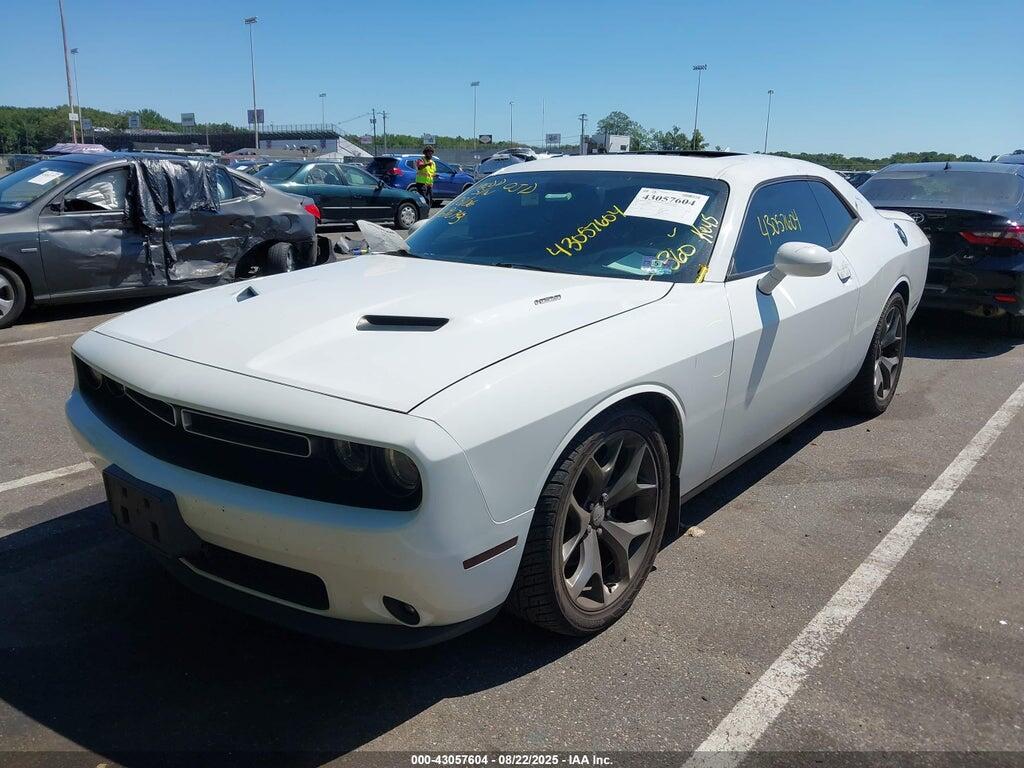 2C3CDZBT6FH709120 2015 DODGE CHALLENGER photo no. 2