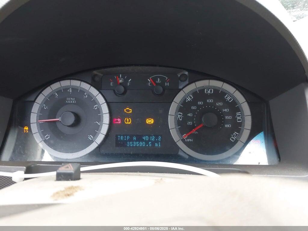 1FMCU03739KA80580 2009 FORD ESCAPE photo no. 7