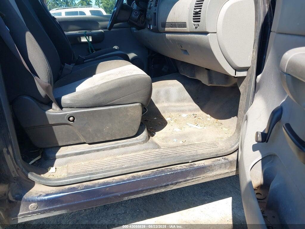 1GCEC14XX8Z242599 2008 CHEVROLET SILVERADO 1500 photo no. 5