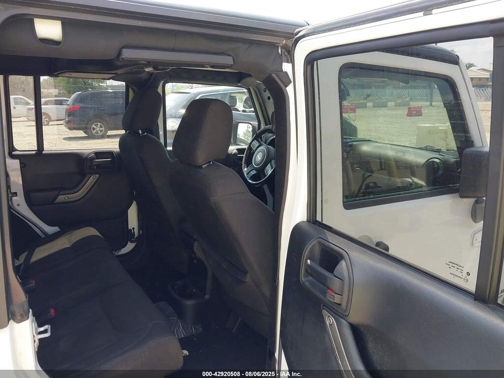 1C4BJWDG8FL703479 2015 JEEP WRANGLER UNLIMITED photo no. 8