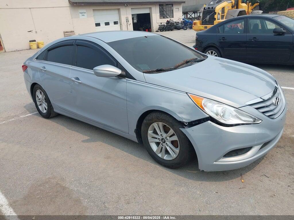 5NPEB4AC8CH359927 2012 HYUNDAI SONATA photo no. 1