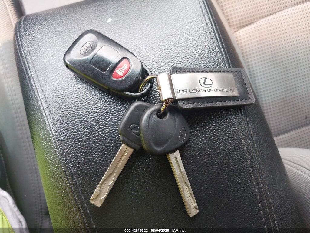 5NPEB4AC8CH359927 2012 HYUNDAI SONATA photo no. 11