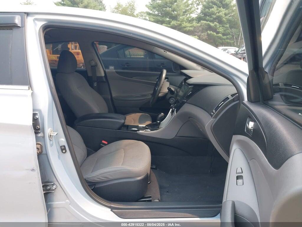 5NPEB4AC8CH359927 2012 HYUNDAI SONATA photo no. 5