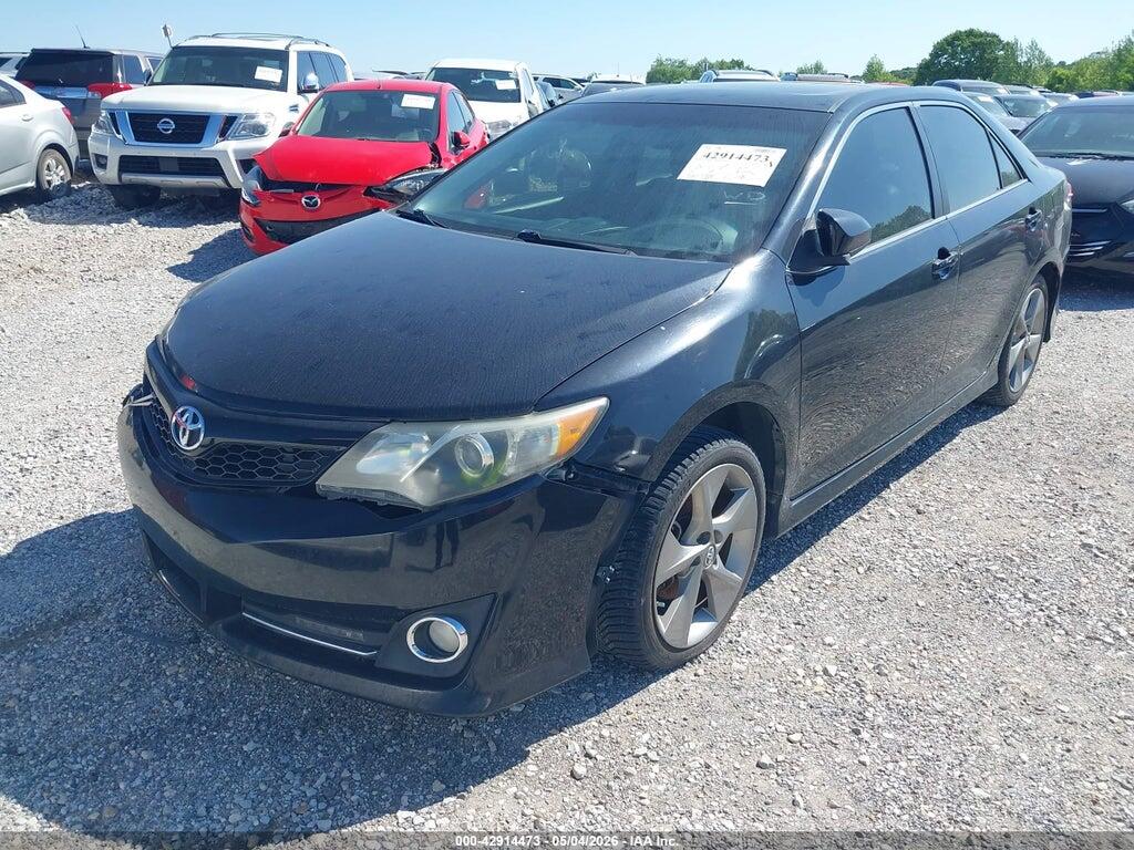 4T1BF1FK1EU317321 2014 TOYOTA CAMRY photo no. 2