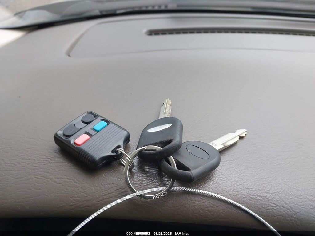1FAFP56S0YA265685 2000 FORD TAURUS photo no. 11