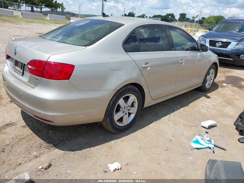 3VWLL7AJ1EM309336 2014 VOLKSWAGEN JETTA photo no. 4