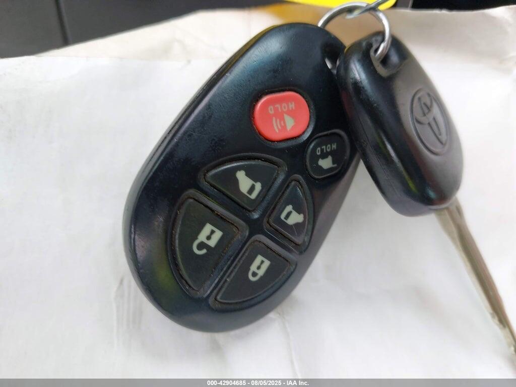 5TDXK3DC5DS381457 2013 TOYOTA SIENNA photo no. 11