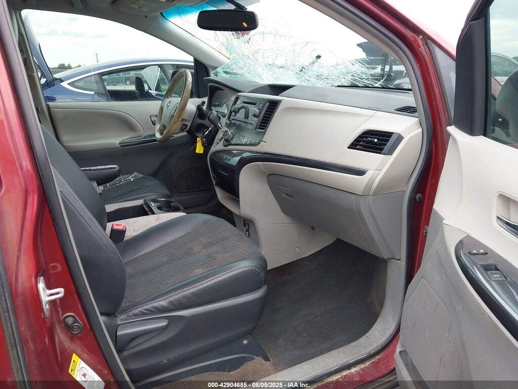 5TDXK3DC5DS381457 2013 TOYOTA SIENNA photo no. 5