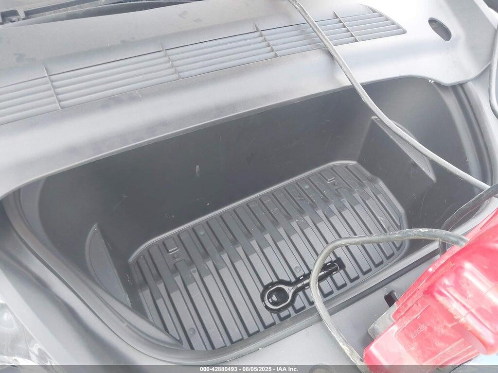 7SAYGDED6PF945373 2023 TESLA MODEL Y photo no. 10