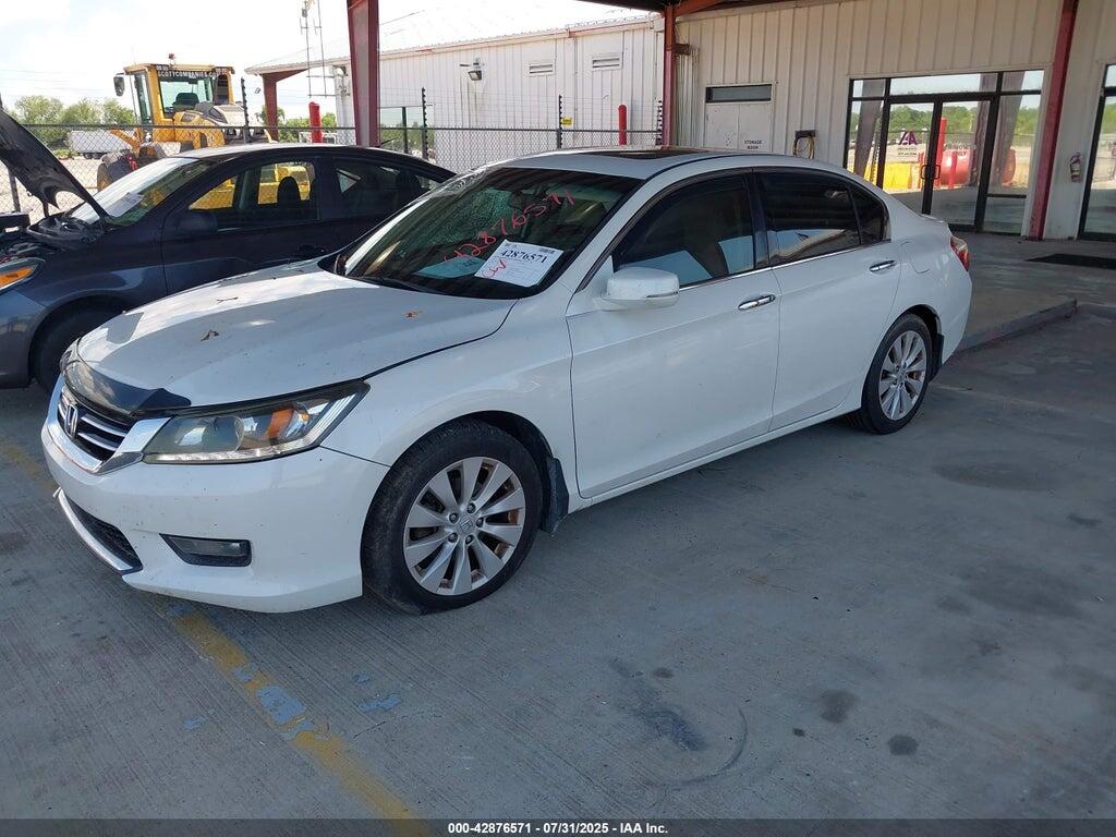1HGCR3F83FA003903 2015 HONDA ACCORD photo no. 2