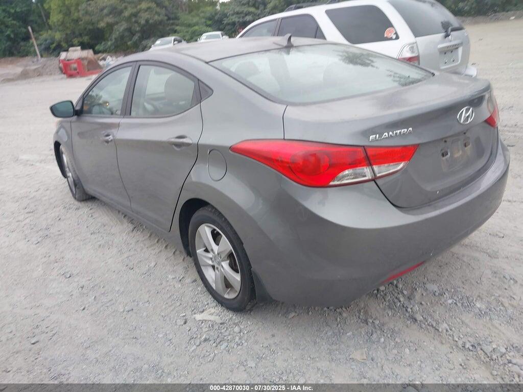 5NPDH4AE9DH399026 2013 HYUNDAI ELANTRA photo no. 3