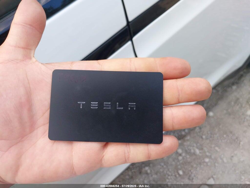 7SAXCBE67NF340661 2022 TESLA MODEL X photo no. 11