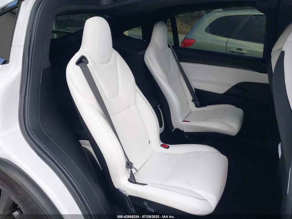 7SAXCBE67NF340661 2022 TESLA MODEL X photo no. 8