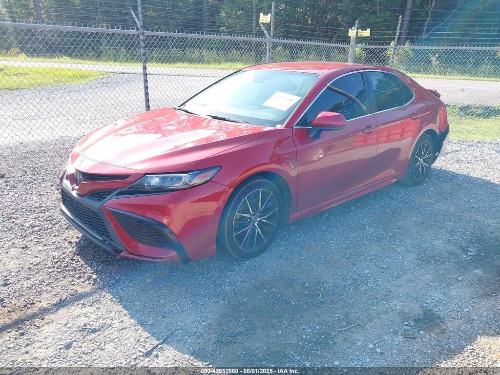 4T1G11AKXMU420358 2021 TOYOTA CAMRY photo no. 2