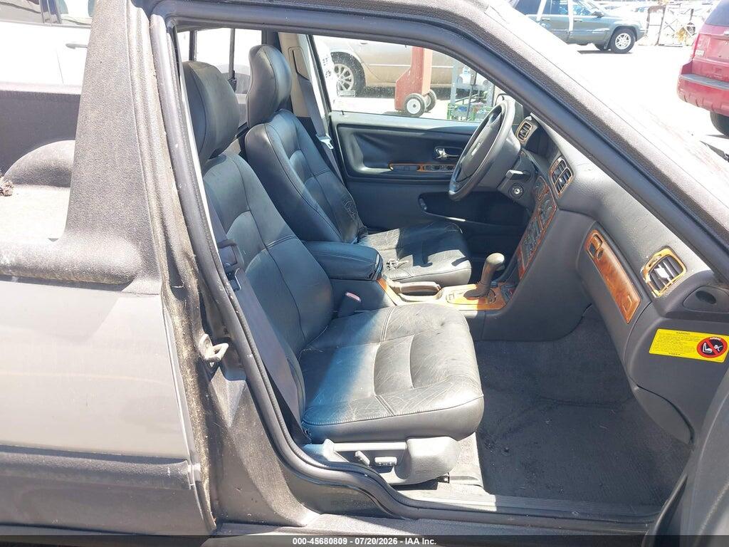 YV1LW5341W2377015 1998 VOLVO V70 photo no. 5