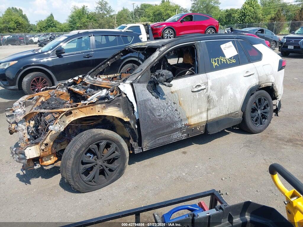 JTME6RFV3SD570615 2025 TOYOTA RAV4 HYBRID photo no. 2