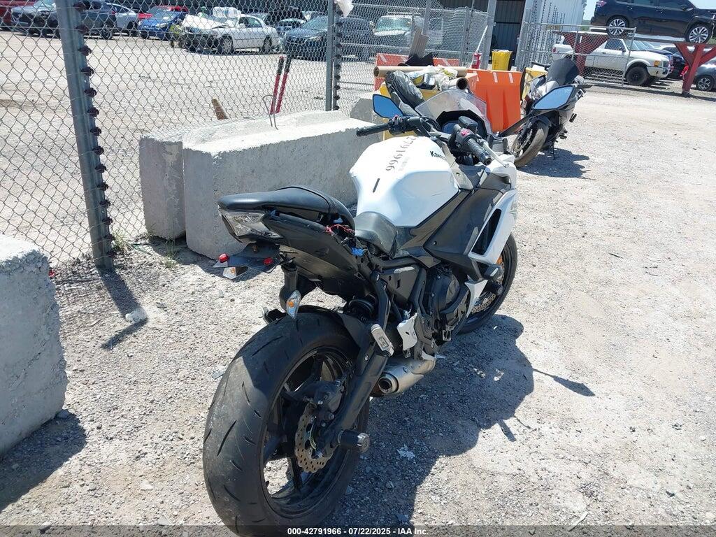 ML5EXEM10LDA03914 2020 KAWASAKI EX650 photo no. 4