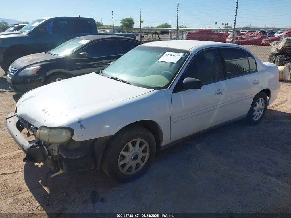 1G1ND52FX4M612920 2004 CHEVROLET CLASSIC photo no. 2