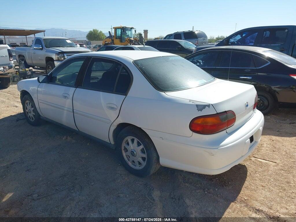 1G1ND52FX4M612920 2004 CHEVROLET CLASSIC photo no. 3