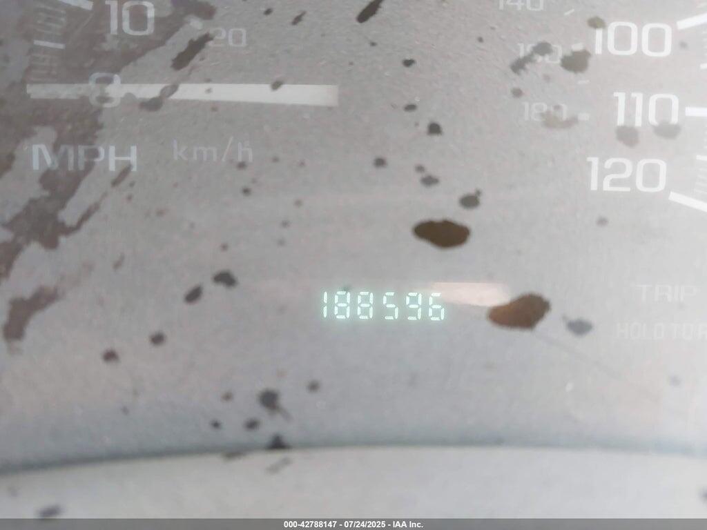 1G1ND52FX4M612920 2004 CHEVROLET CLASSIC photo no. 7