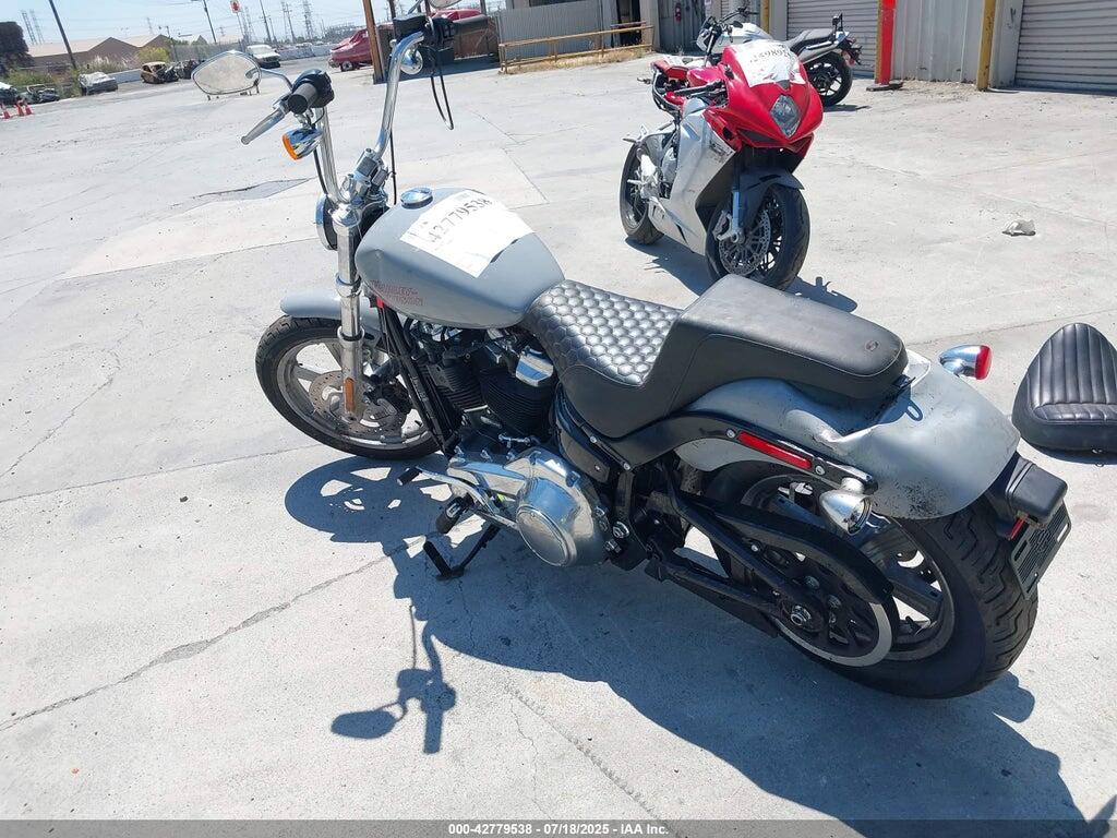 1HD1BVJ28RB053430 2024 HARLEY-DAVIDSON FXST photo no. 3
