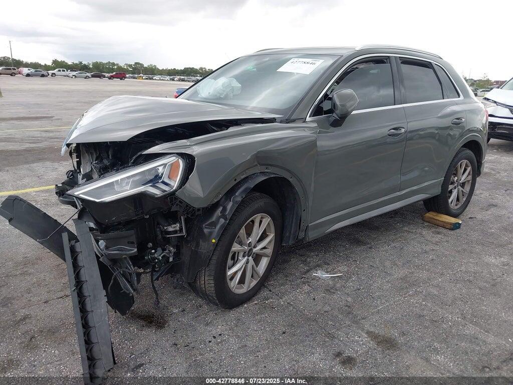 WA1DECF39R1194616 2024 AUDI Q3 photo no. 2